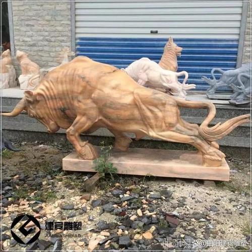 石雕牛雕塑的制造过程——工厂工人为你详解